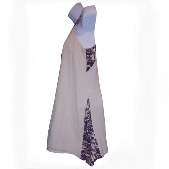 Long tank top halter style - Picture 2 of 7